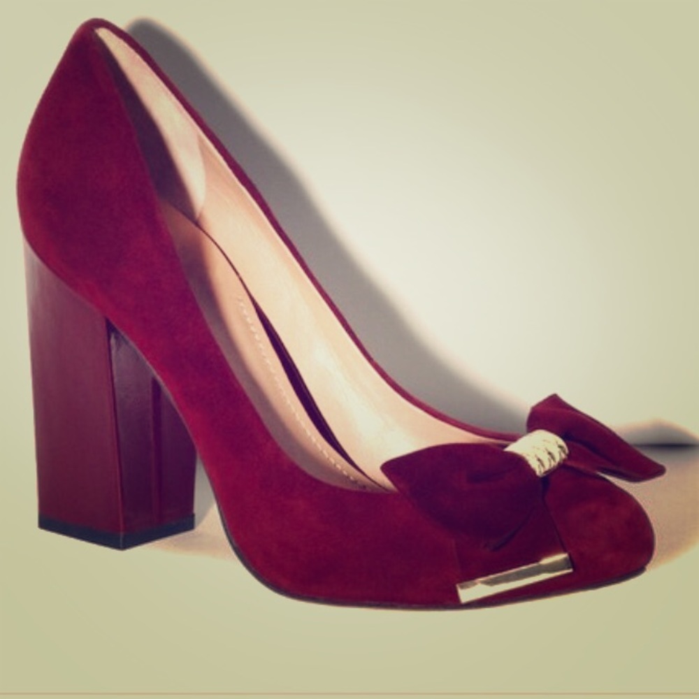 Vince Camuto blood red velvet stacked heel